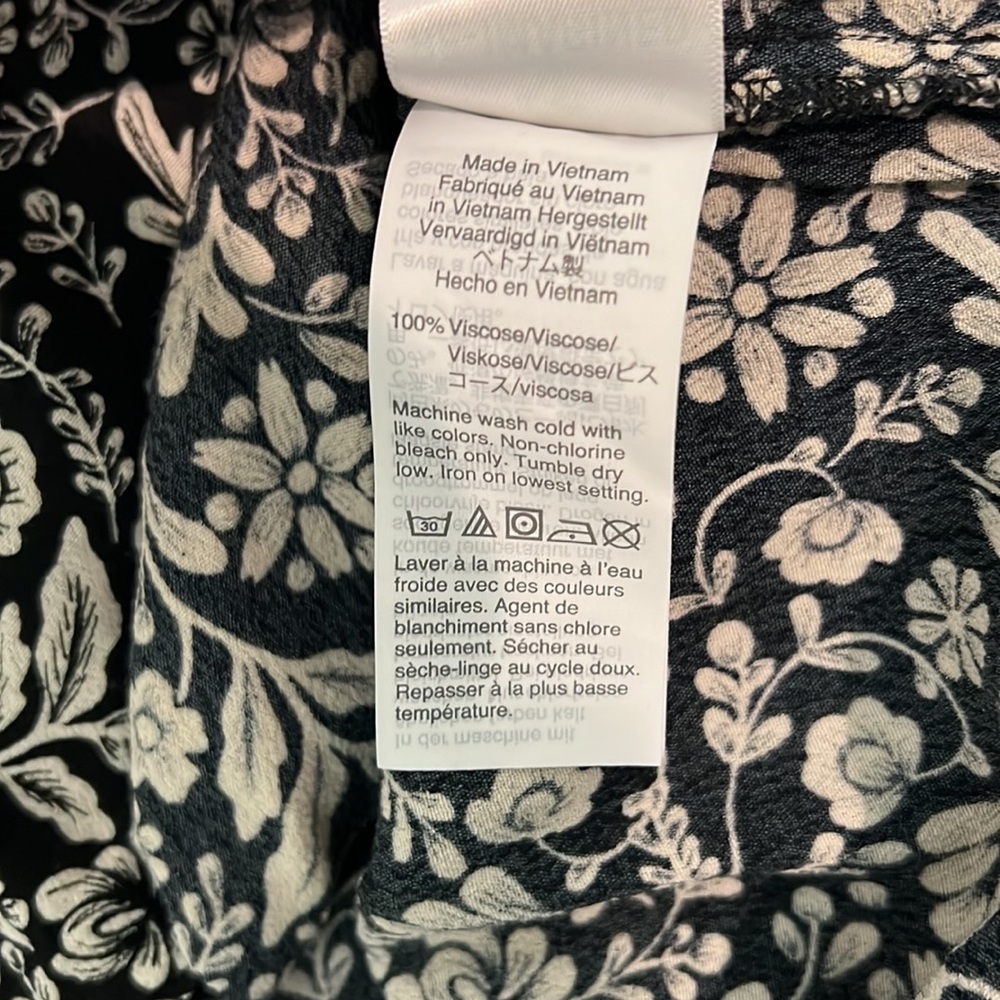J Crew Swingy Antique Floral Print Black & Cream Dress Small - Picture 7 of 7